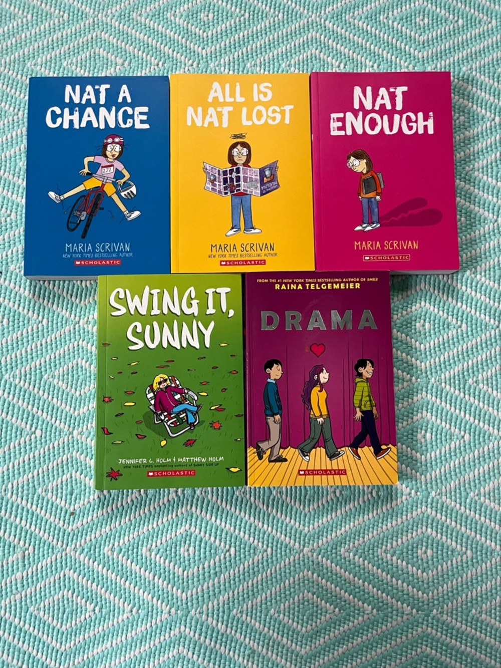 5 GRAPHIC NOVELS